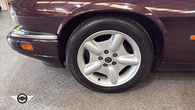 Lot 416 - 1994 JAGUAR XJ-S 4.0 AUTO