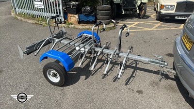 Lot 366 - MOTTEZ 6-BIKE TRAILER