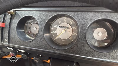 Lot 620 - 1971 VOLKSWAGEN MOTOR CARAVAN