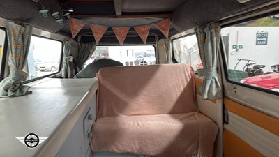 Lot 620 - 1971 VOLKSWAGEN MOTOR CARAVAN