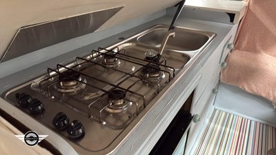 Lot 620 - 1971 VOLKSWAGEN MOTOR CARAVAN