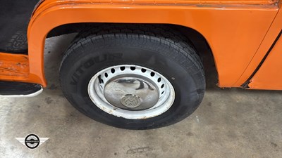 Lot 620 - 1971 VOLKSWAGEN MOTOR CARAVAN