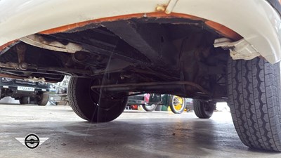 Lot 620 - 1971 VOLKSWAGEN MOTOR CARAVAN