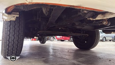 Lot 620 - 1971 VOLKSWAGEN MOTOR CARAVAN