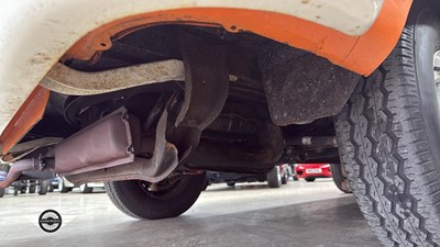 Lot 620 - 1971 VOLKSWAGEN MOTOR CARAVAN