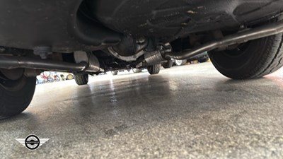 Lot 624 - 1968 DAIMLER V8 250