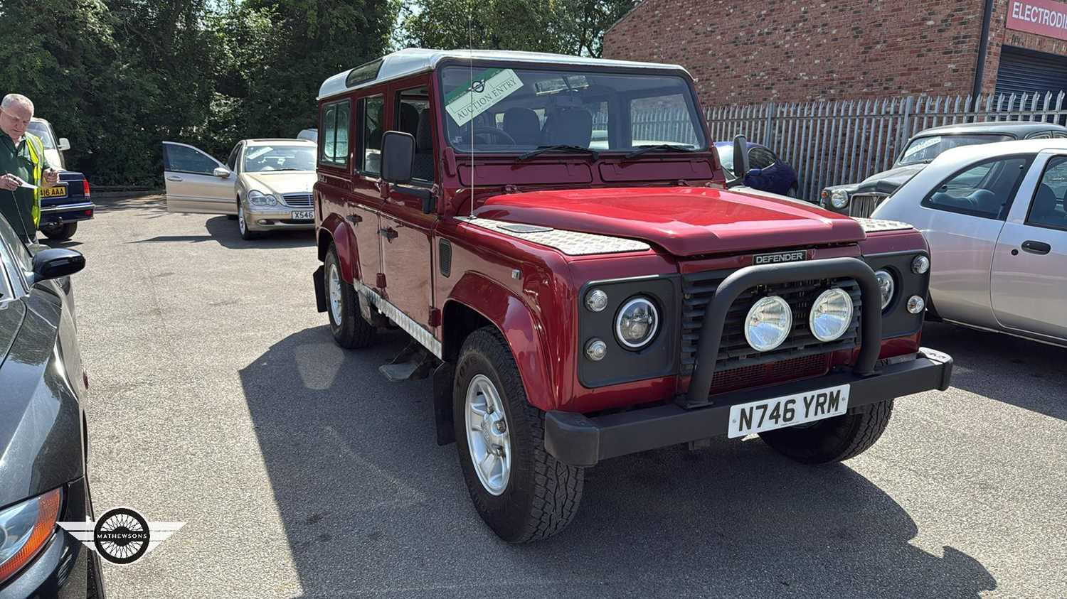 Lot 650 - 1995 LAND ROVER 110 DEFENDER COUNTY SWTDI