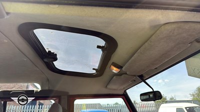 Lot 650 - 1995 LAND ROVER 110 DEFENDER COUNTY SWTDI