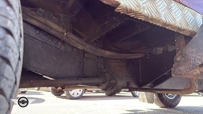 Lot 650 - 1995 LAND ROVER 110 DEFENDER COUNTY SWTDI