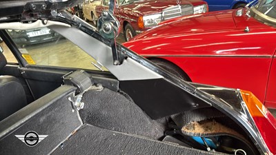 Lot 684 - 1979 MG B GT
