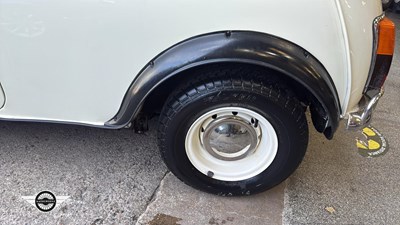 Lot 686 - 1974 AUSTIN MINI 1000