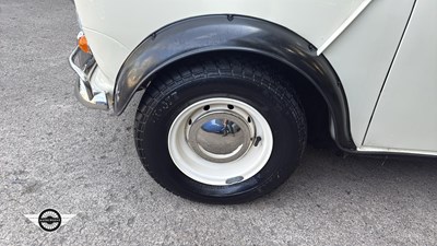 Lot 686 - 1974 AUSTIN MINI 1000