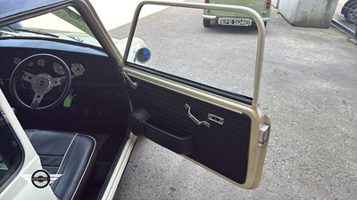 Lot 686 - 1974 AUSTIN MINI 1000