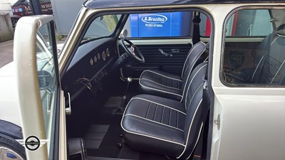 Lot 686 - 1974 AUSTIN MINI 1000