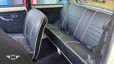 Lot 686 - 1974 AUSTIN MINI 1000