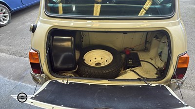 Lot 686 - 1974 AUSTIN MINI 1000