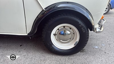 Lot 686 - 1974 AUSTIN MINI 1000