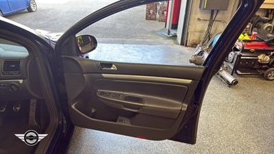 Lot 694 - 2007 VOLKSWAGEN GOLF R32