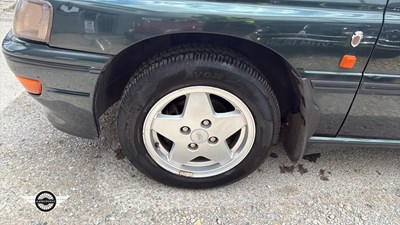 Lot 700 - 1994 FORD ESCORT SI