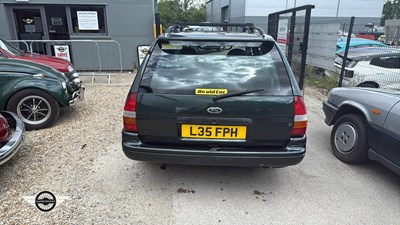 Lot 700 - 1994 FORD ESCORT SI