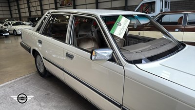 Lot 724 - 1986 NISSAN 300 C AUTO