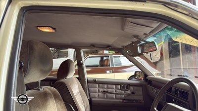 Lot 724 - 1986 NISSAN 300 C AUTO