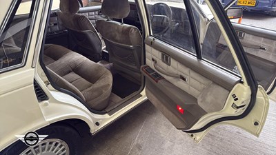 Lot 724 - 1986 NISSAN 300 C AUTO