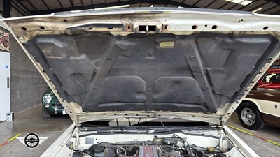 Lot 724 - 1986 NISSAN 300 C AUTO