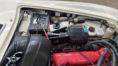 Lot 726 - 1971 VOLVO 1800 E