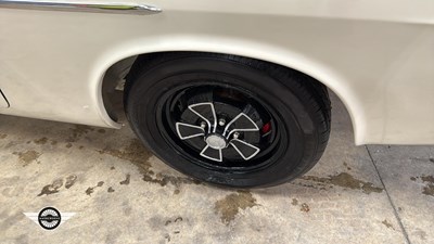 Lot 726 - 1971 VOLVO 1800 E