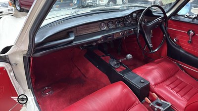 Lot 726 - 1971 VOLVO 1800 E