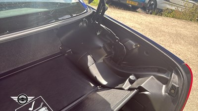 Lot 730 - 1998 MERCEDES SLK 230 KOMPRESSOR AUTO