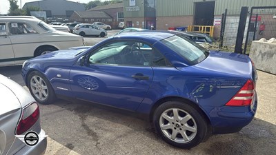 Lot 730 - 1998 MERCEDES SLK 230 KOMPRESSOR AUTO