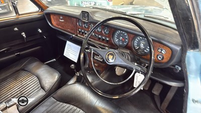 Lot 740 - 1967 JAGUAR 420