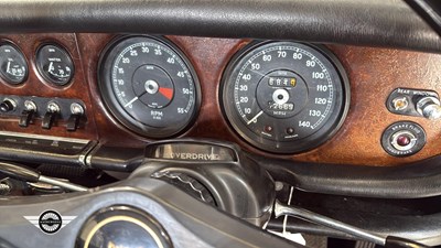 Lot 740 - 1967 JAGUAR 420
