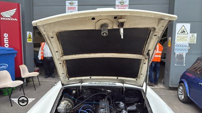 Lot 180 - 1978 MG B GT
