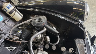 Lot 854 - 1958 MORRIS MINOR