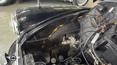 Lot 854 - 1958 MORRIS MINOR