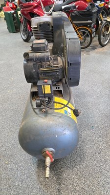 Lot 801 - EASY AIR 150LTR 240V COMPRESSOR