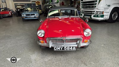 Lot 822 - 1963 MG B