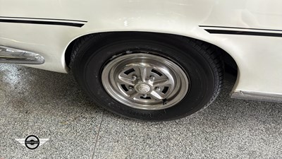 Lot 802 - 1974 TRIUMPH STAG AUTO