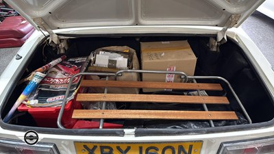 Lot 802 - 1974 TRIUMPH STAG AUTO