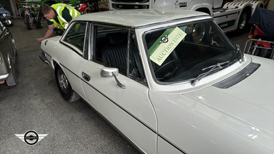 Lot 802 - 1974 TRIUMPH STAG AUTO