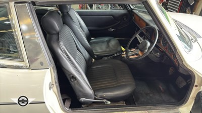 Lot 802 - 1974 TRIUMPH STAG AUTO