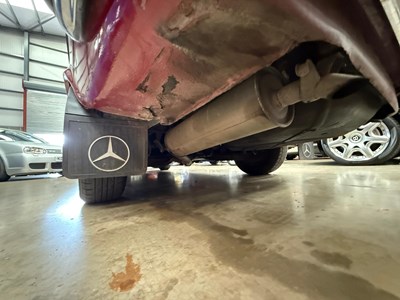 Lot 876 - 1977 MERCEDES 230 CW AUTO