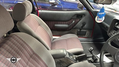 Lot 824 - 1986 FORD CAPRI LASER