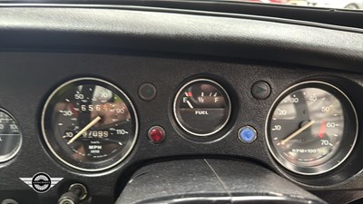 Lot 826 - 1980 MG B GT