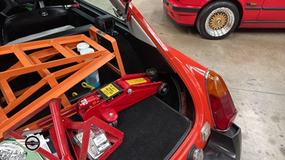 Lot 826 - 1980 MG B GT