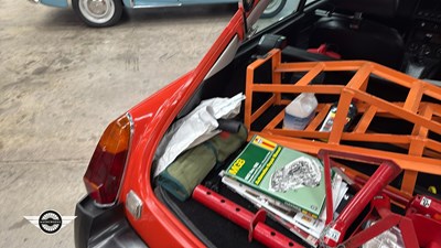 Lot 826 - 1980 MG B GT