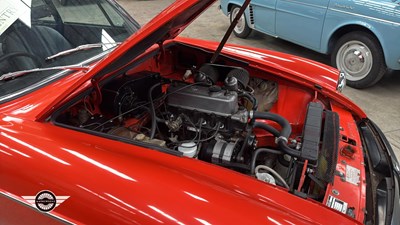 Lot 826 - 1980 MG B GT